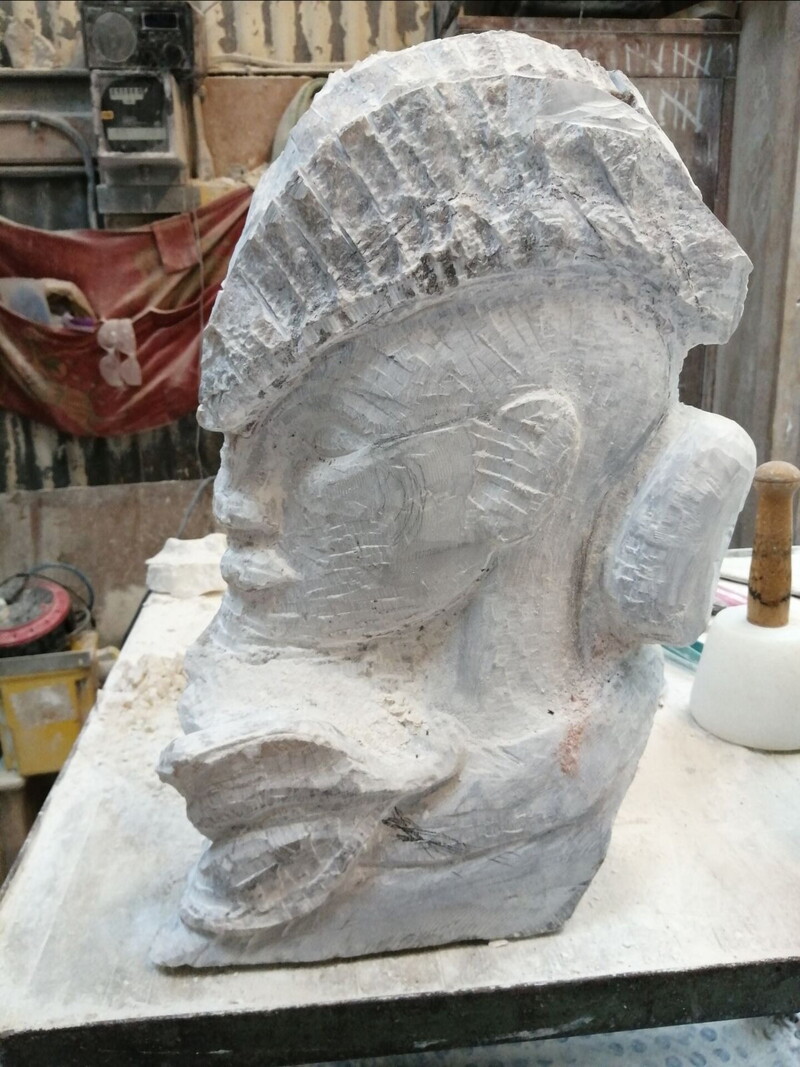 Progress Of Carving Forest Leaves